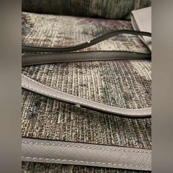 Michael Kors gray tote. - Picture 7 of 16